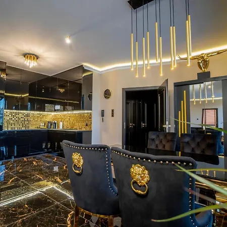 Golden Centrum Apartment