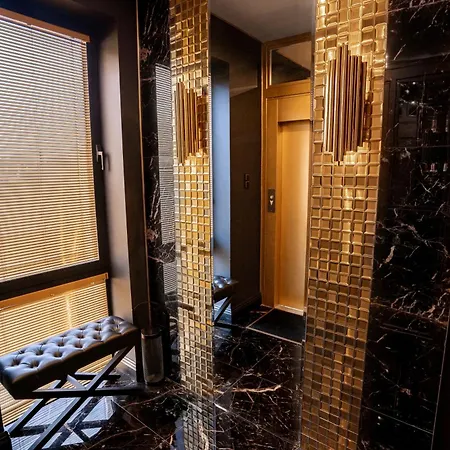 Golden Centrum Apartment *