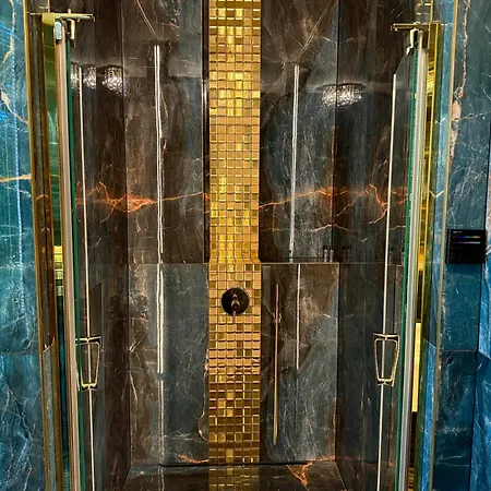 Golden Centrum Apartment *